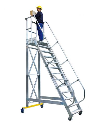 MUNK Plattformtreppe fahrbar 60° Stufenbreite 800mm 11 Stufen